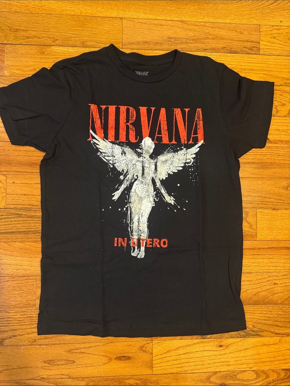 Nirvana graphic tee, size L never worn
